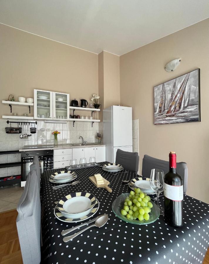 Apartments Tino & Leon Sukosan Ngoại thất bức ảnh