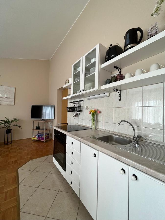 Apartments Tino & Leon Sukosan Ngoại thất bức ảnh