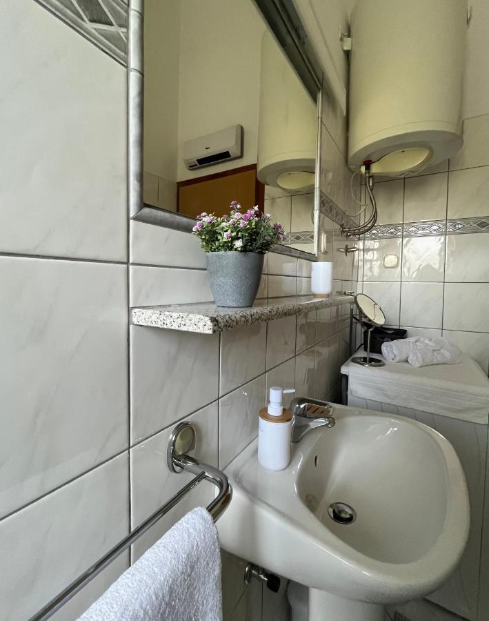 Apartments Tino & Leon Sukosan Ngoại thất bức ảnh